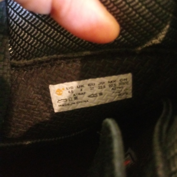 Timberland helcor boots size 4.5 in mens - Picture 4 of 7